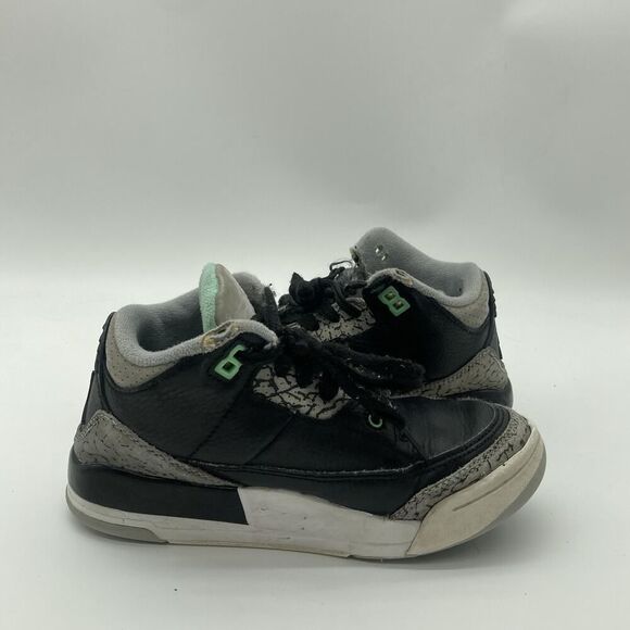 Size 1Y Nike Boys Air Jordan 3 Retro DM0966-031 Black Basketball Shoes Sneakers - Picture 6 of 10